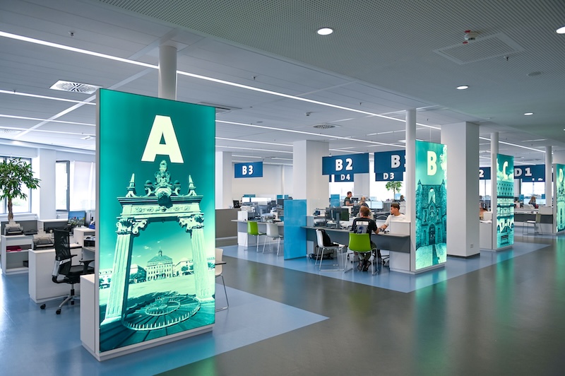 Beispiel für voranschreitende Digitalisierung: der Hanauer Bürgerservice (Foto: Stadt Hanau / Moritz Göbel)