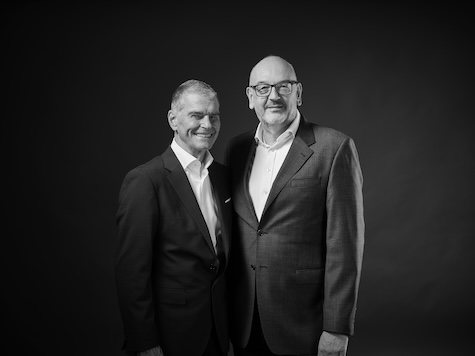 Spitzenkandidaten für Hanau Mittelbuchen: Martin Gutmann, Dr. Michael Heinrich Spitzenkandidaten für Hanau Mittelbuchen: Martin Gutmann, Dr. Michael Heinrich